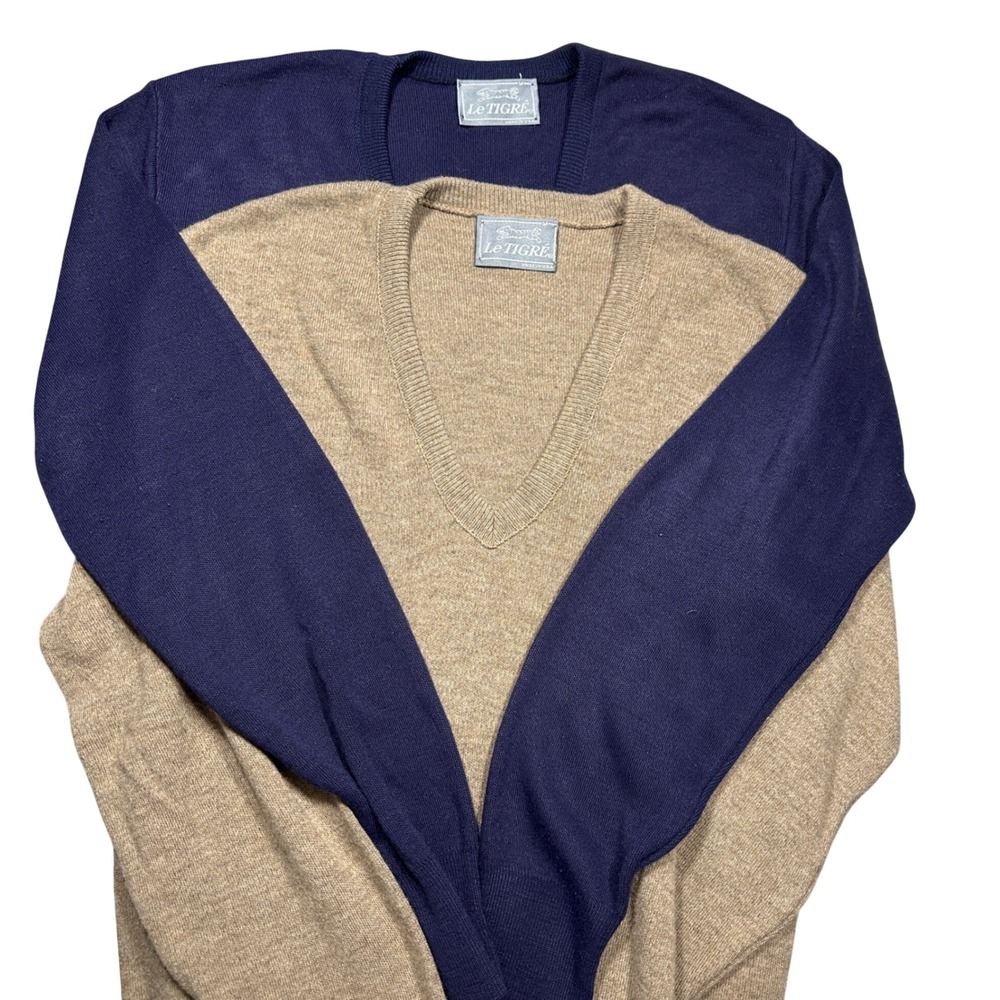 2 Vintage Le Tigre V-Neck‎ Sweaters Navy Blue & Tan Brown | Orlon Acrylic M USA